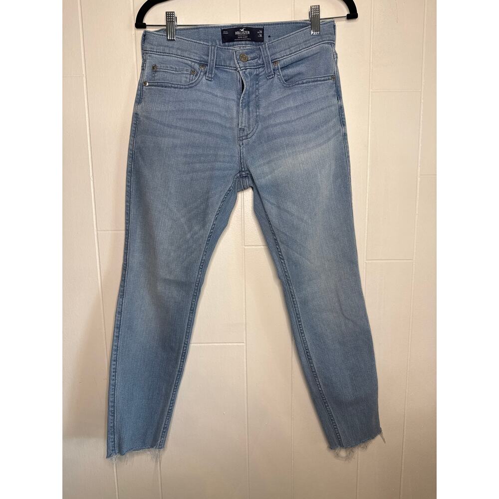 Hollister cropped raw hem skinny jeans size 28